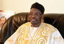 Le gouvernement gambien annonce le transfert d’Issa Tchiroma vers les États-Unis