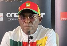 Dynamo de Douala : Simplice Soh Out , jean Baptiste Bisseck IN