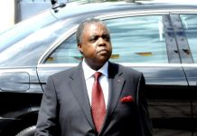 Paul Biya en Suisse : René Sadi tente d’éteindre la polémique